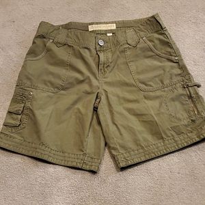Cabela's Army Green Shorts Sz 12